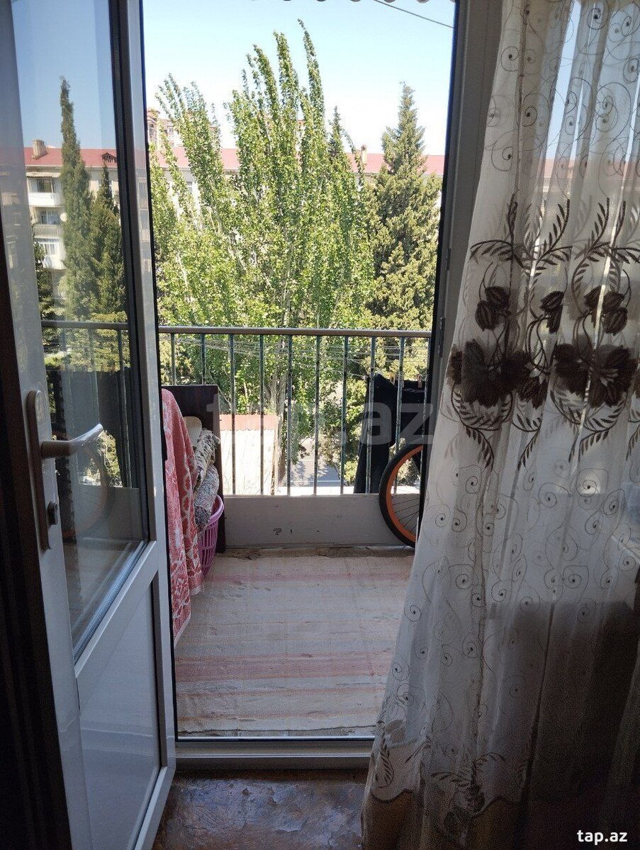 2 otaqlı mənzil satılır, 1-ci mikrorayon, Sumqayıt