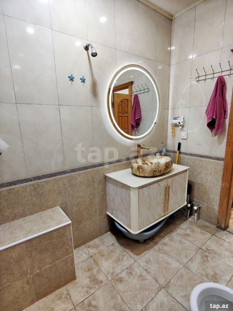 3-комн. квартира на продажу, 8-й микрорайон, Баку