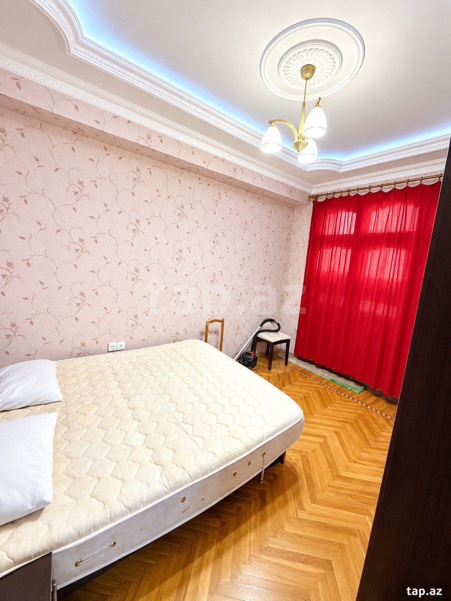 3 otaqlı mənzil satılır, Bakı