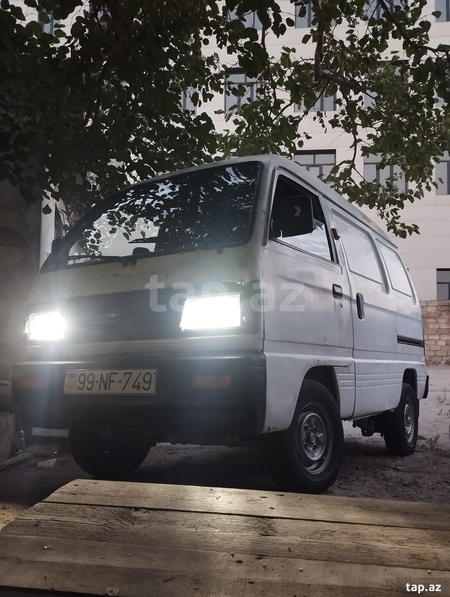 Sürücü-kuryer işi axtarıram