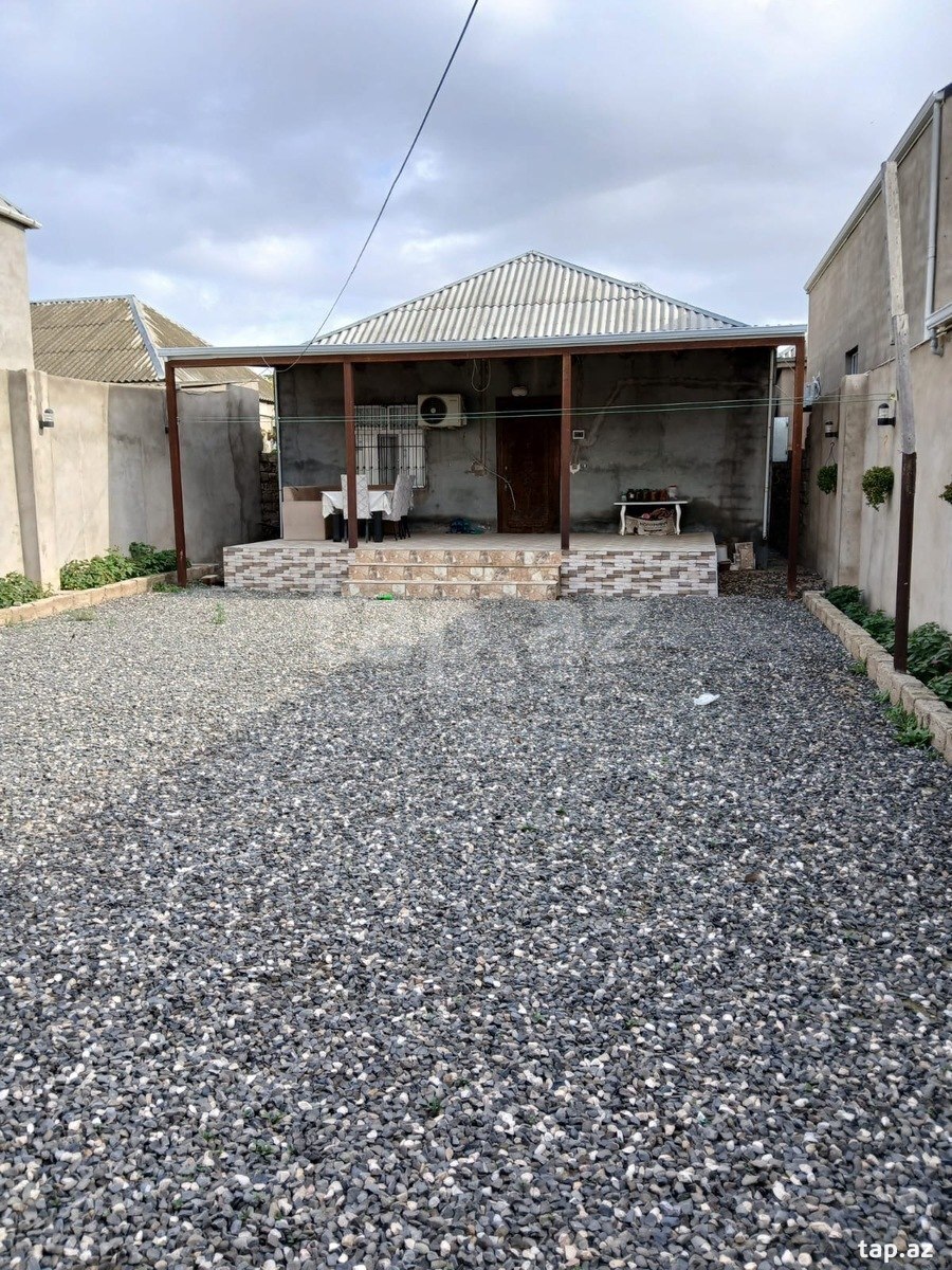3 otaqlı həyət evi satılır, Binə, Bakı