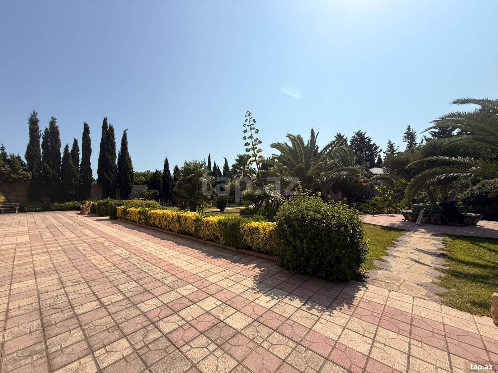 Torpaq satılır, Mərdəkan, Bakı