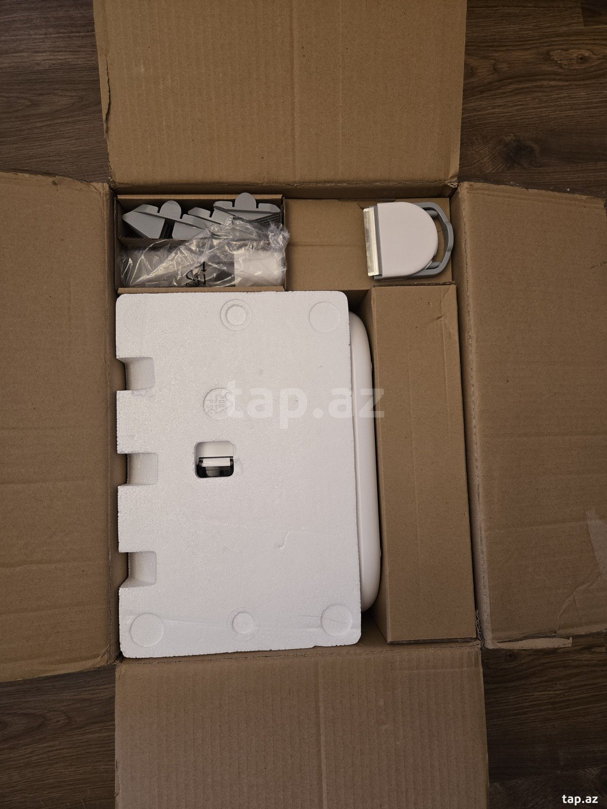 Heyvanlar üçün professional baxım dəsti və tozsoran AIRROBO PG100