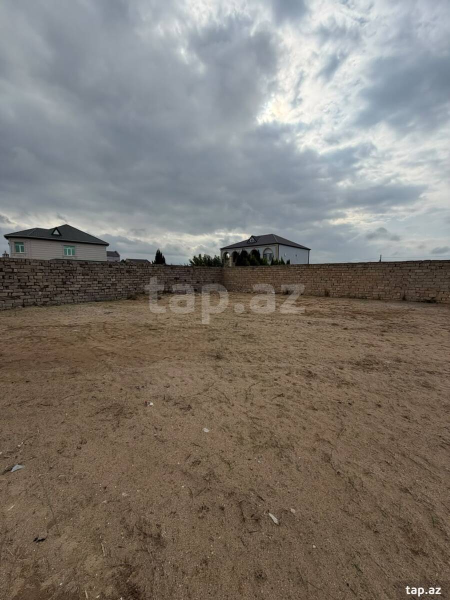 Torpaq satılır, Şüvəlan, Bakı
