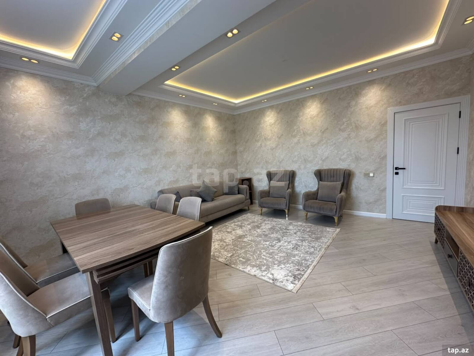 3-комн. квартира на продажу, 8-й микрорайон, Баку