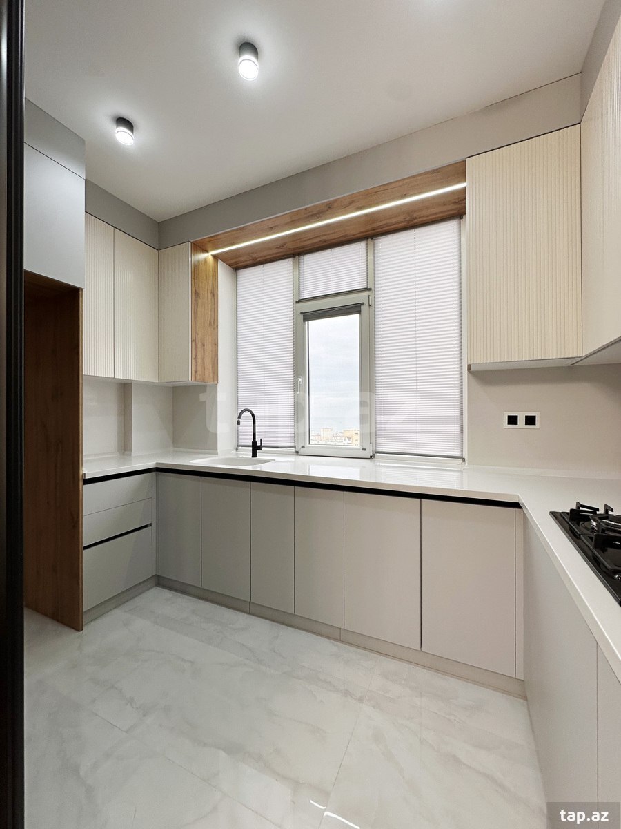 3-комн. квартира на продажу, Ази Асланов, Баку