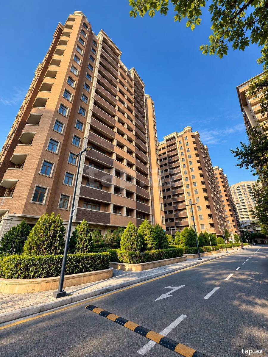 4 otaqlı mənzil satılır, 28 May, Bakı