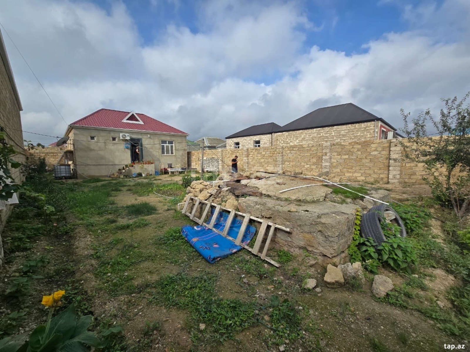 3 otaqlı həyət evi satılır, Binə, Bakı