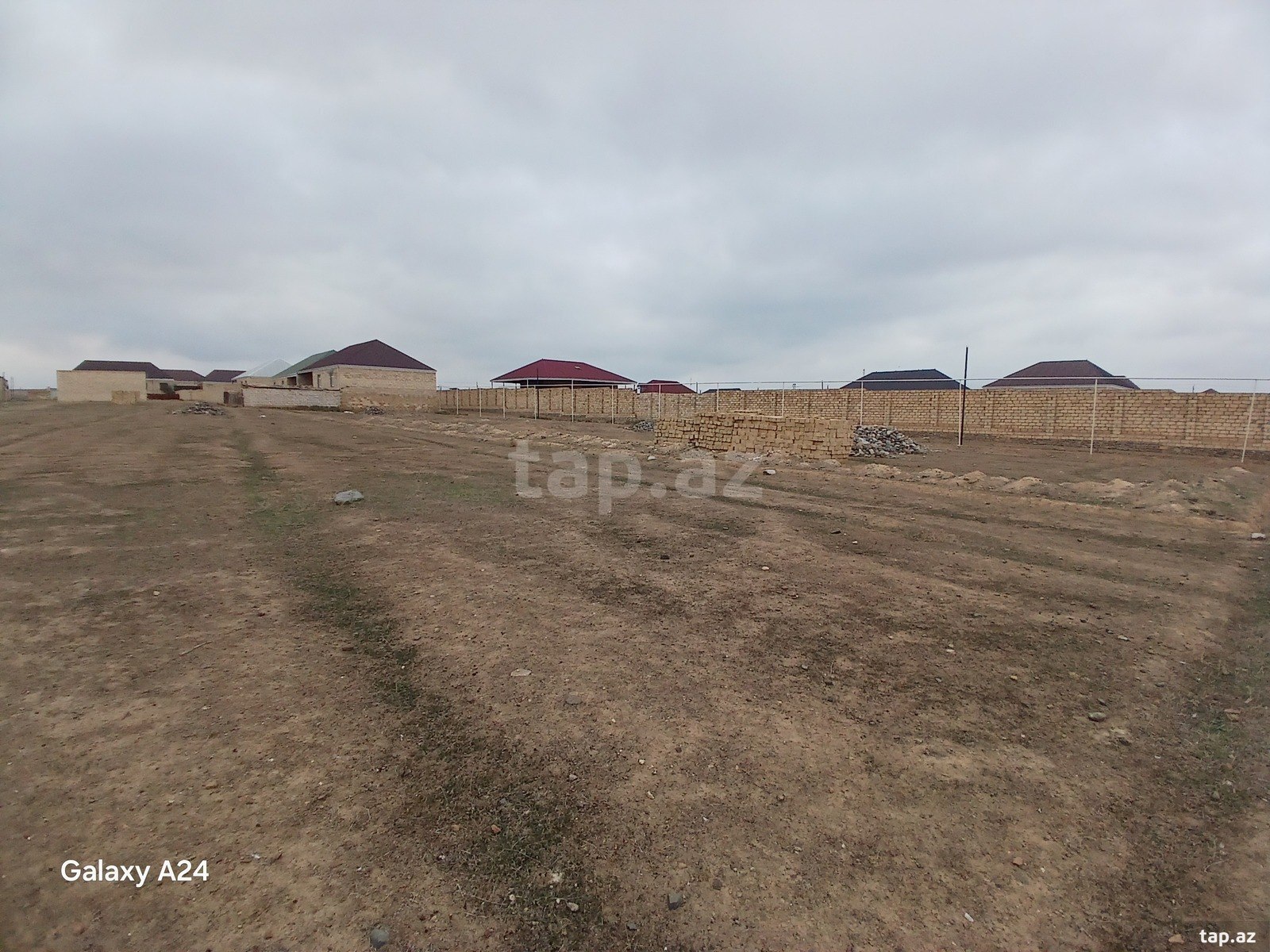 Land for sale, Ganja