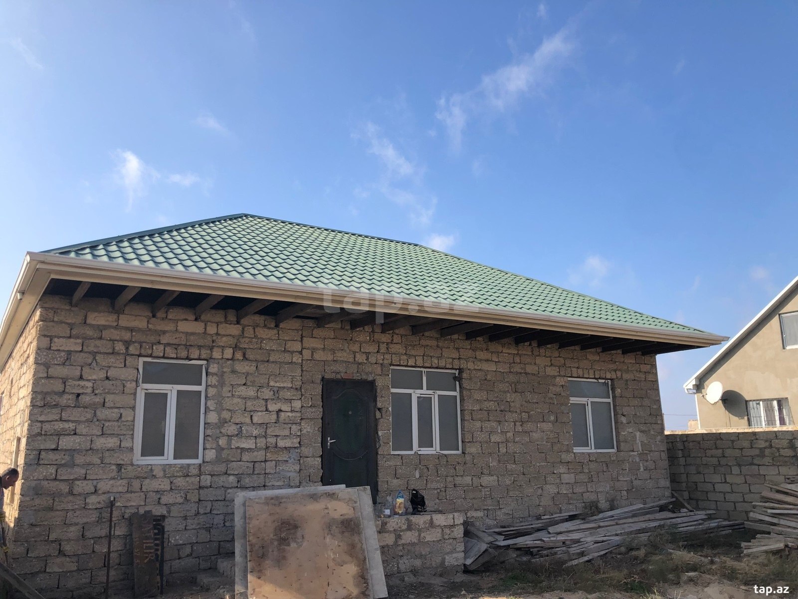 4-комн. частный дом на продажу, Бина, Баку