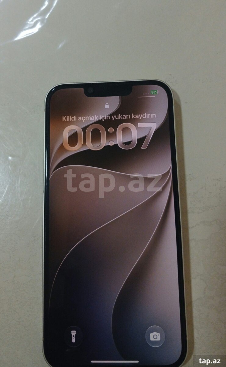 Apple iPhone 13 Starlight 128GB/4GB