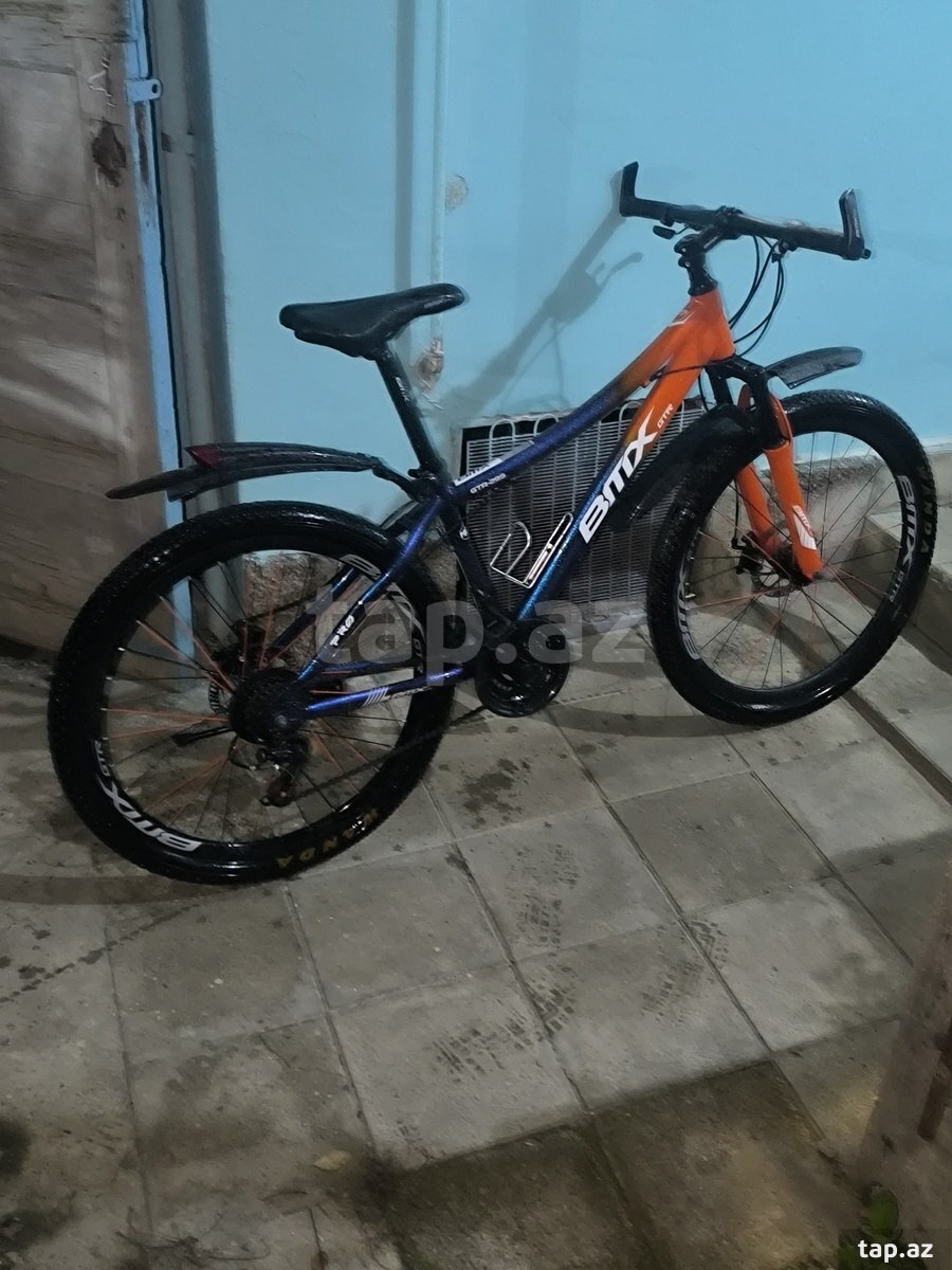 Velosiped BMX