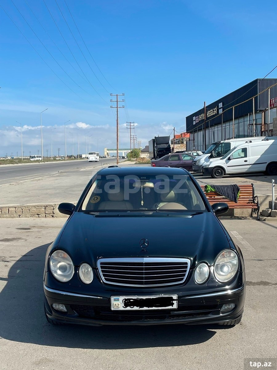 Mercedes E 260, 2002 il
