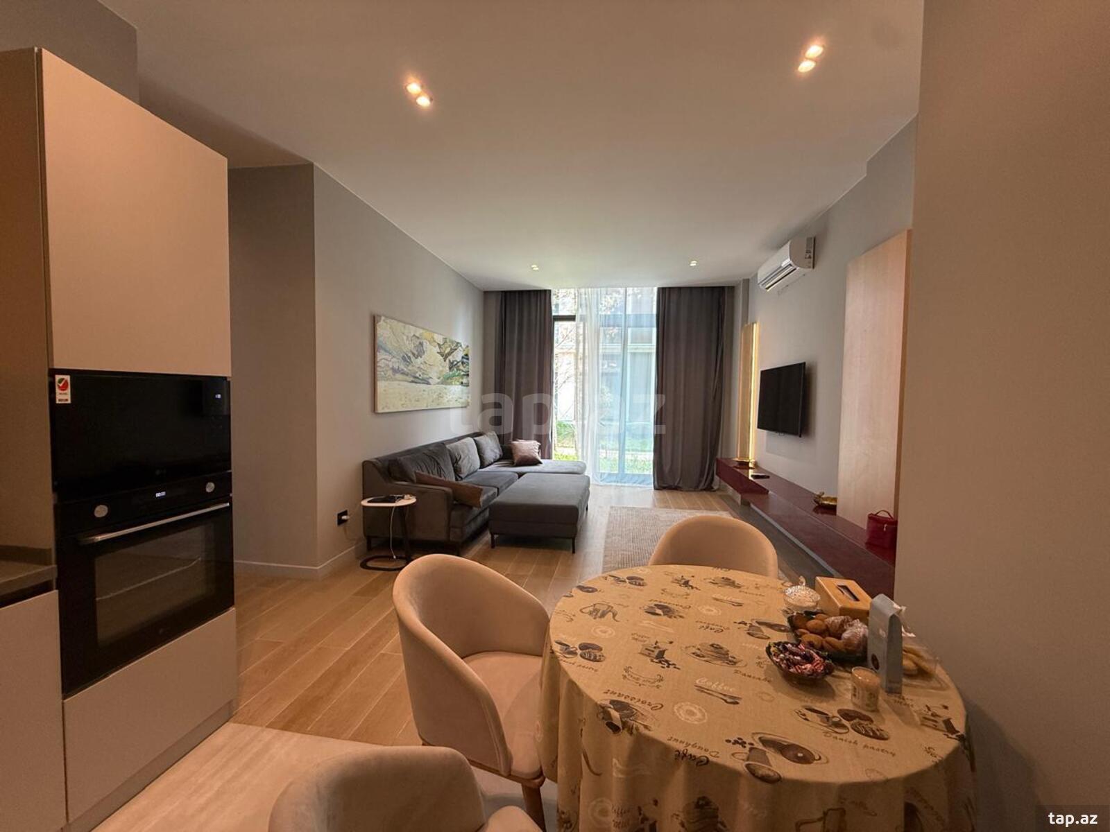 3-otaqlı yeni tikili kirayə verilir, Sea Breeze., 136 m²