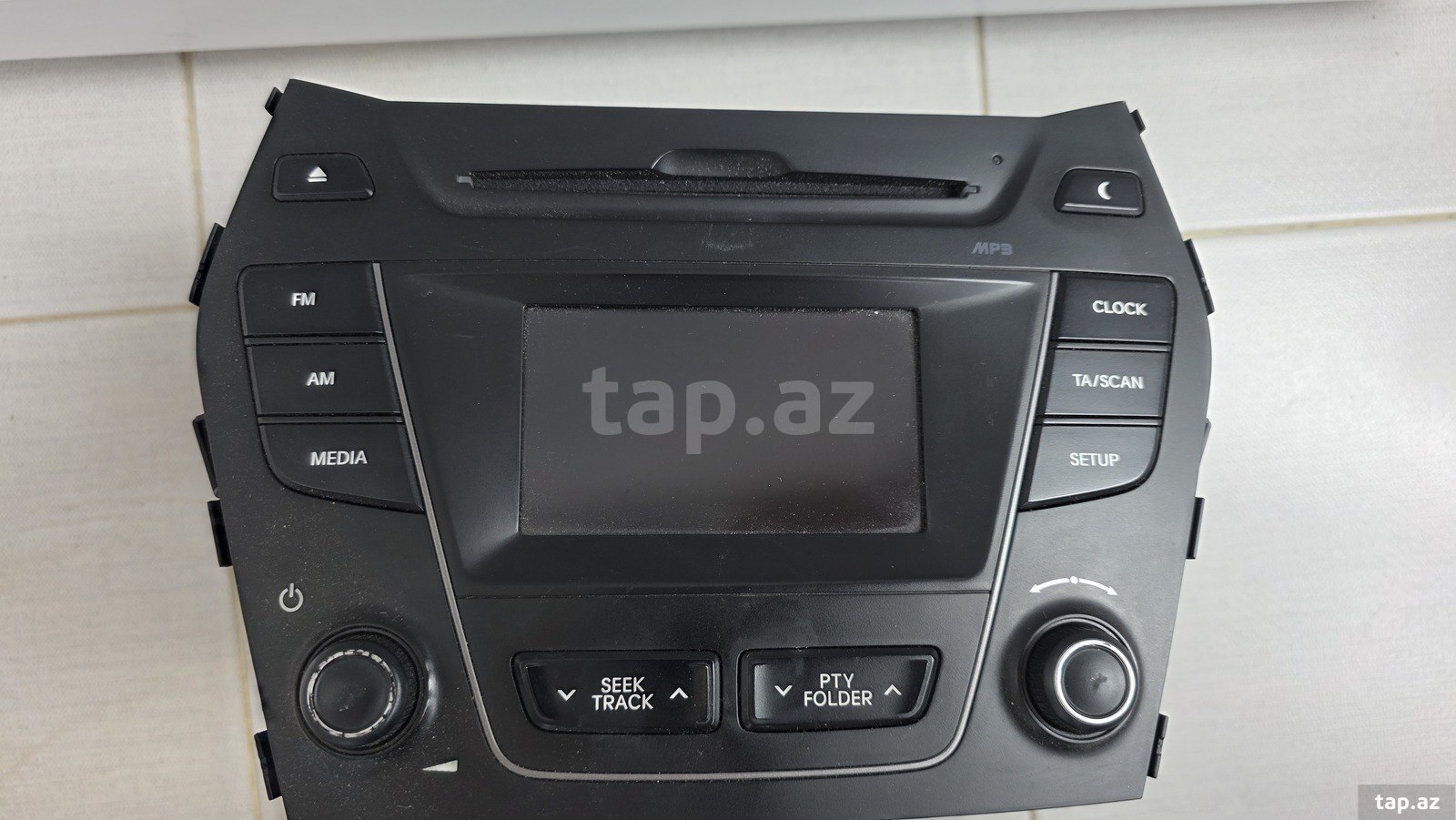 Hyundai Santa Fe maqnitolası