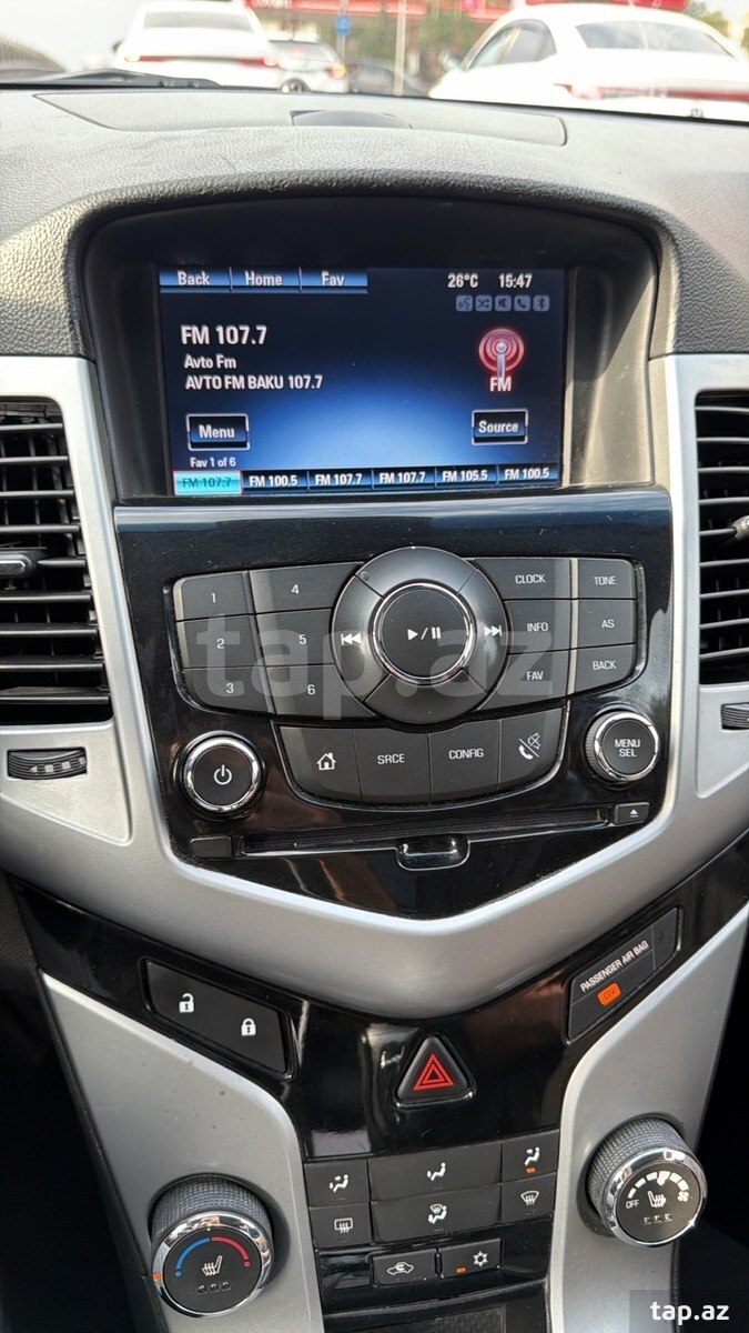 Chevrolet Cruze monitoru