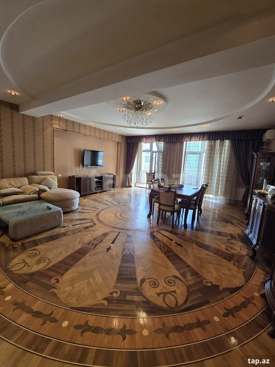 3-комн. квартира на продажу, 28 Мая, Баку