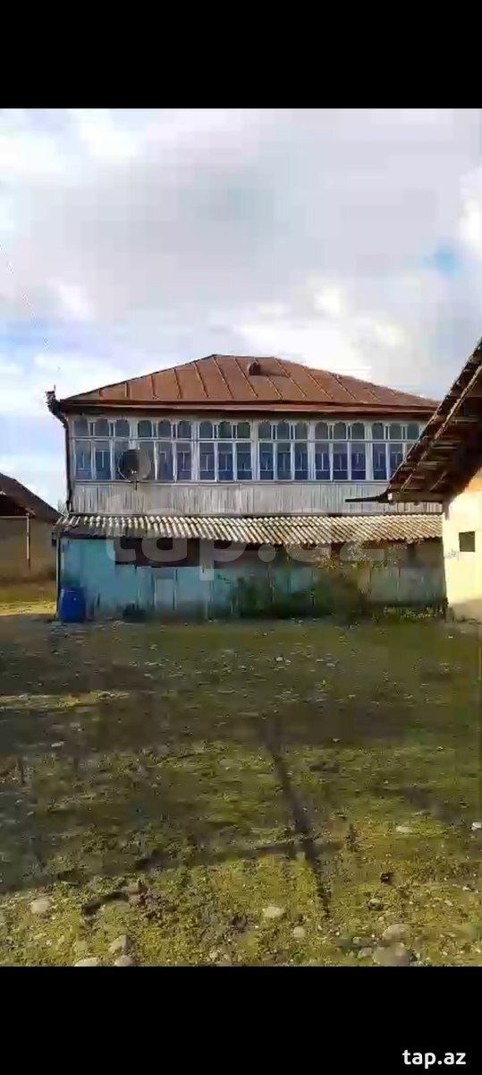 Torpaq satılır, Quba
