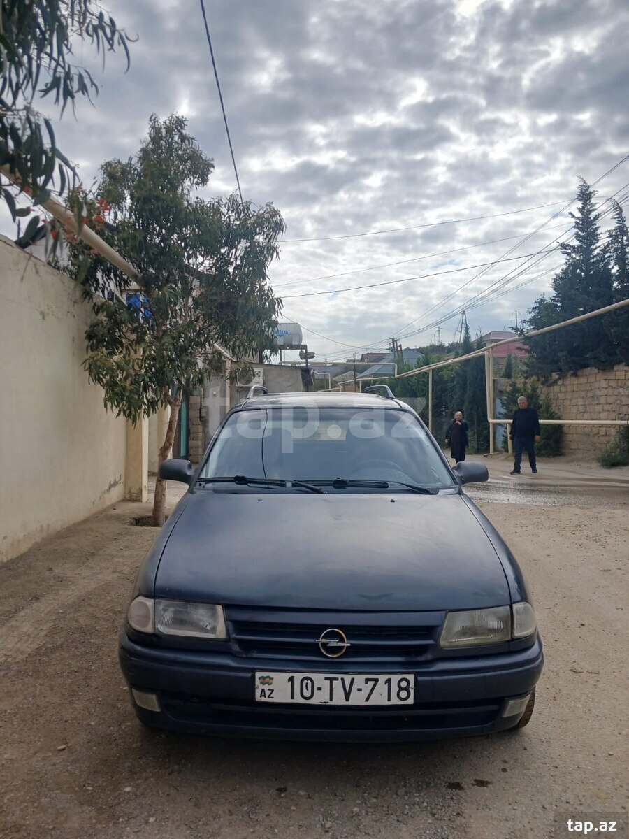 Opel Astra, 1996 il