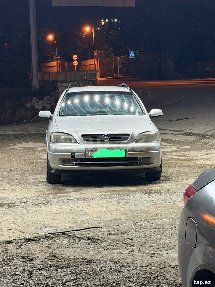 Opel Astra, 1998 il