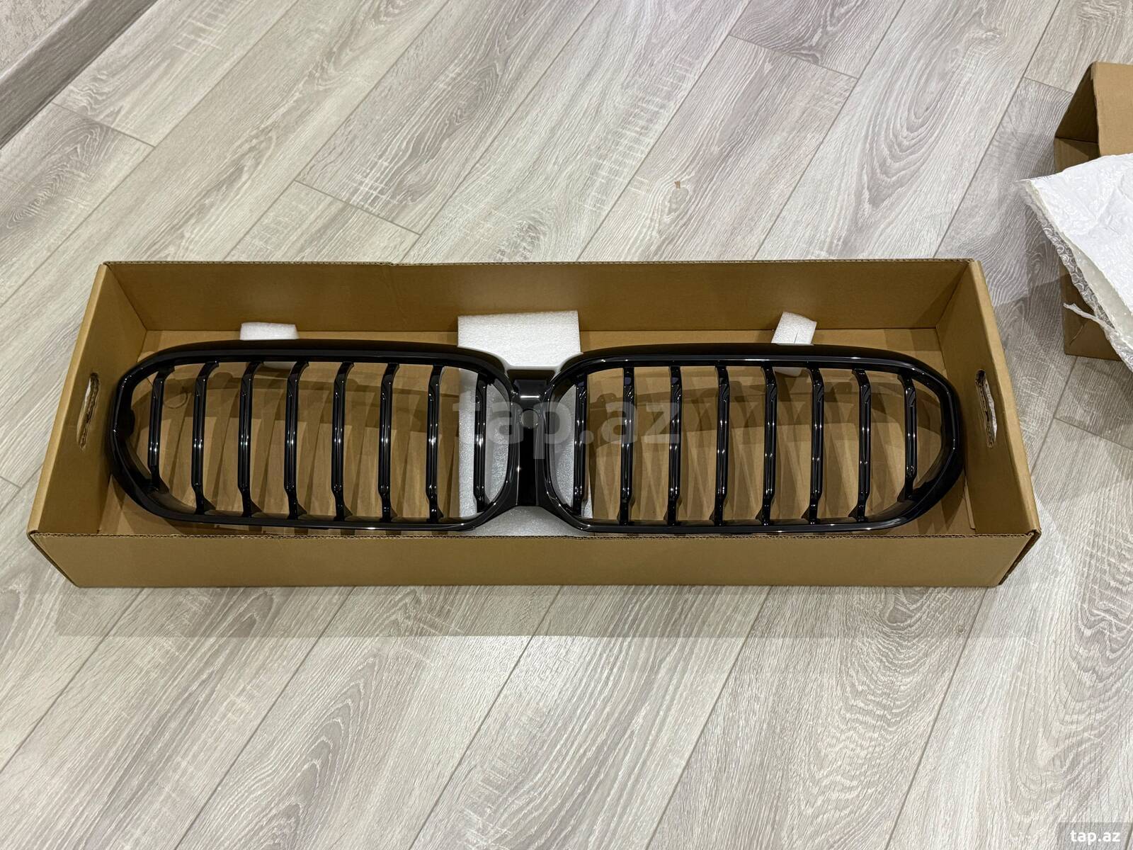 BMW G30 M tech 2021 radiator barmaqlığı