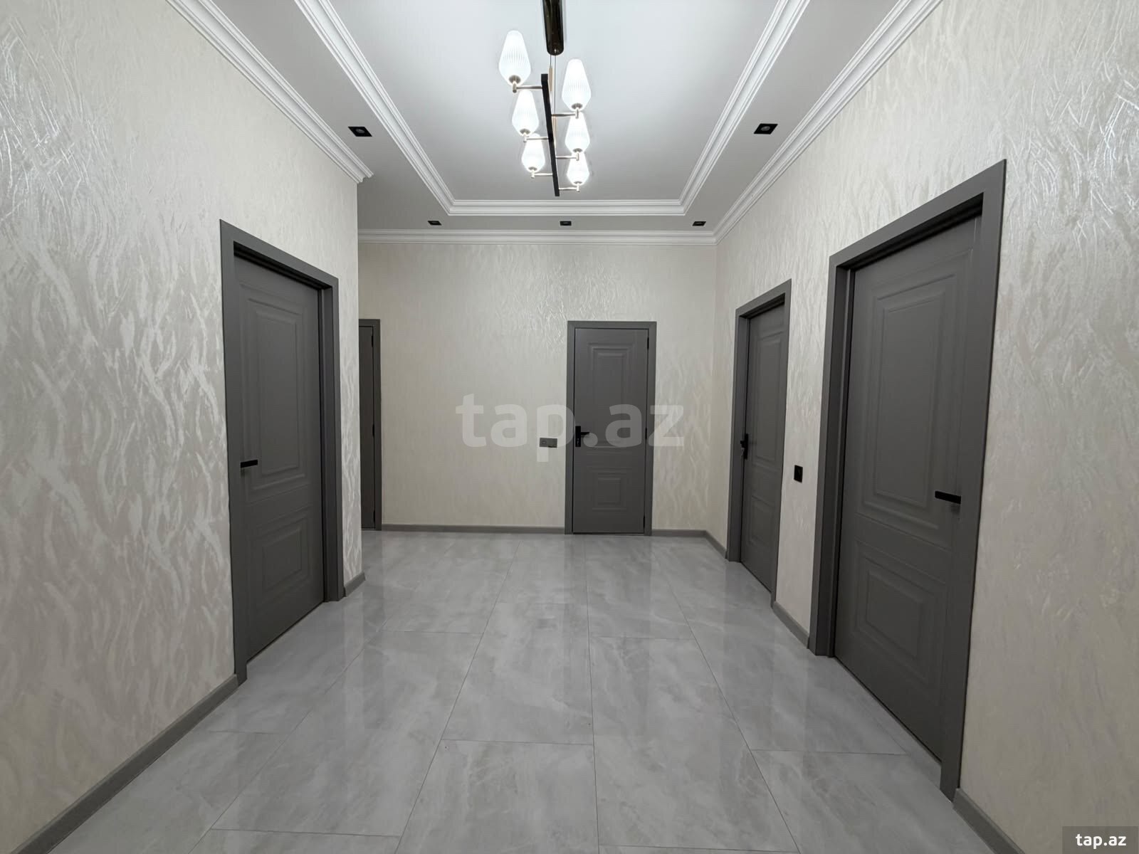 3 otaqlı mənzil satılır, Bakı