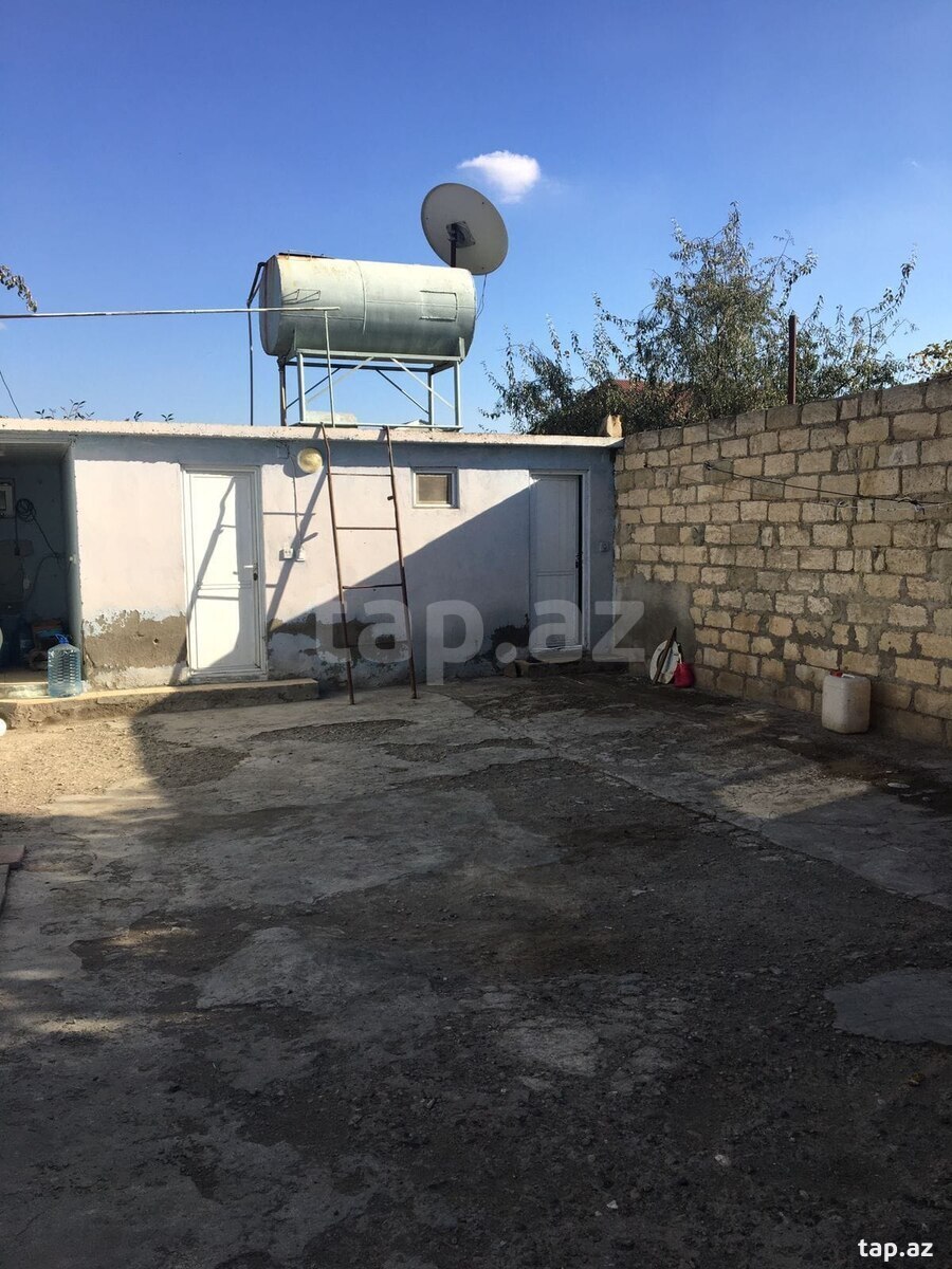 Torpaq satılır, Gəncə