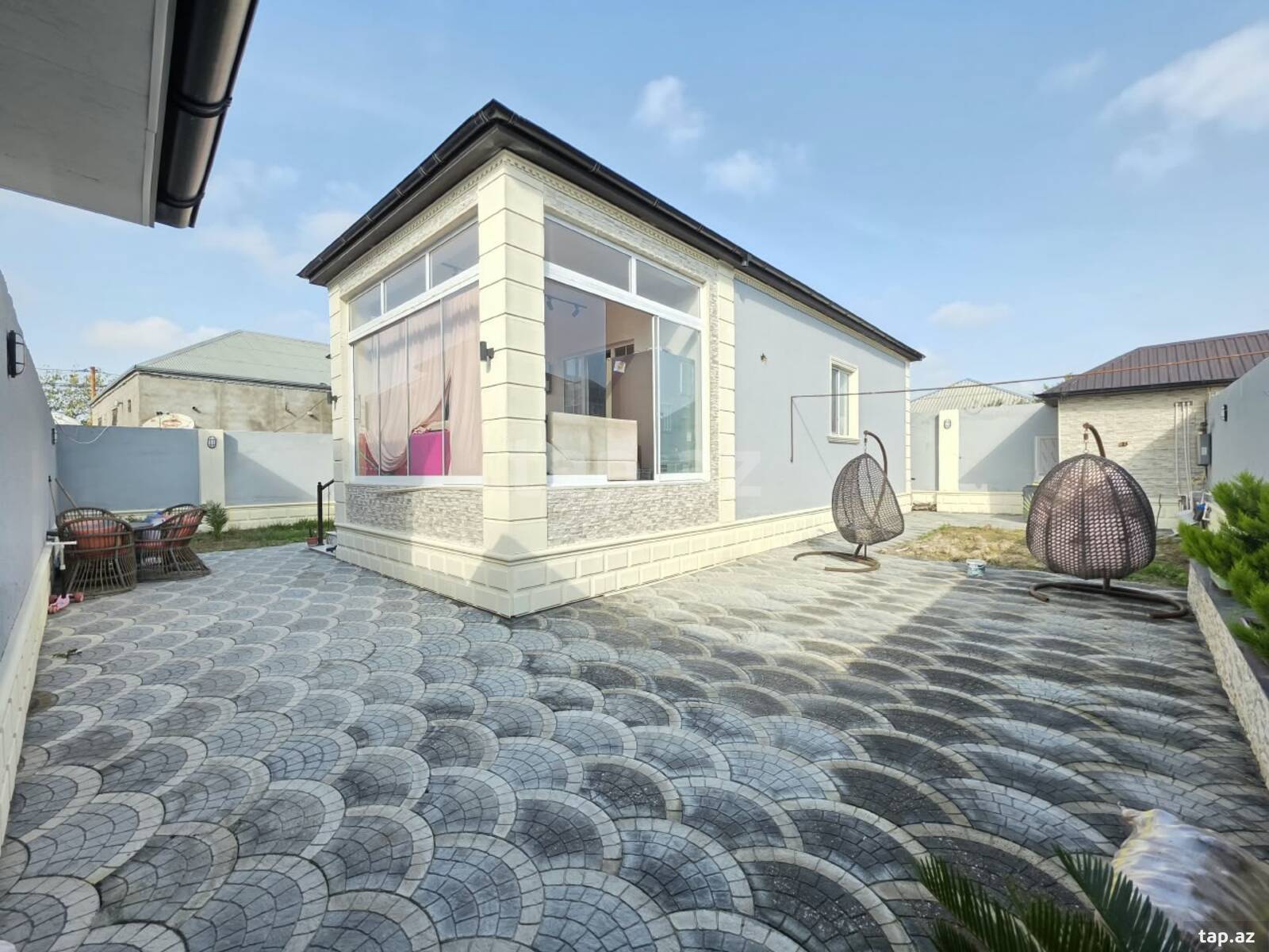 4 otaqlı həyət evi satılır, Binə, Bakı