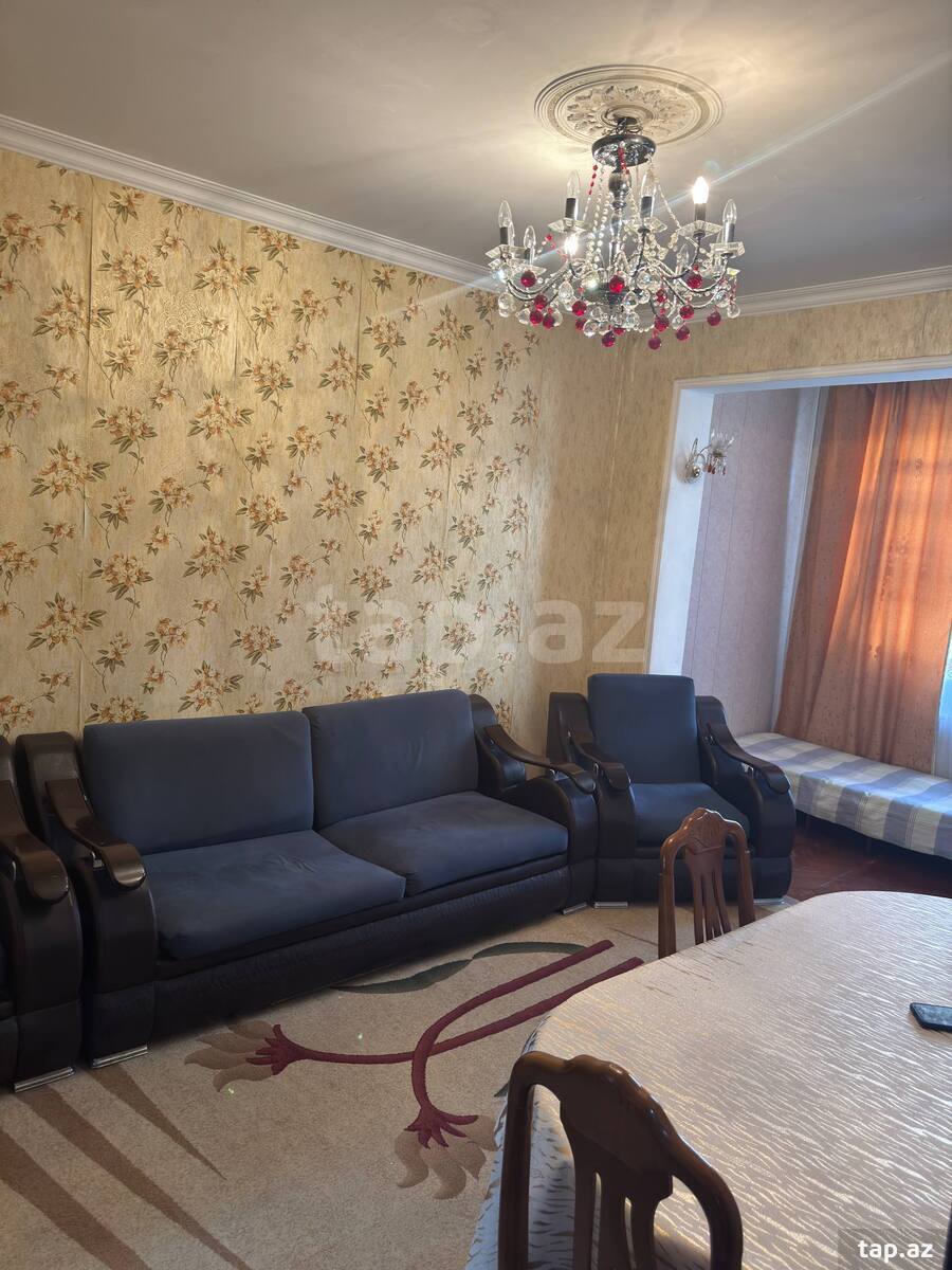 3-otaqlı mənzil kirayə verilir, Memar Əcəmi m., 130 m²