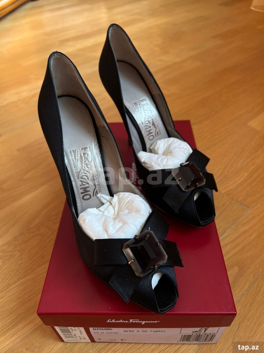 Ayaqqabı Salvatore Ferragamo