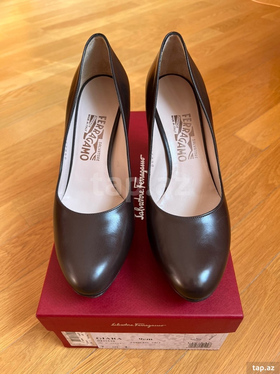 Ayaqqabı Salvatore Ferragamo