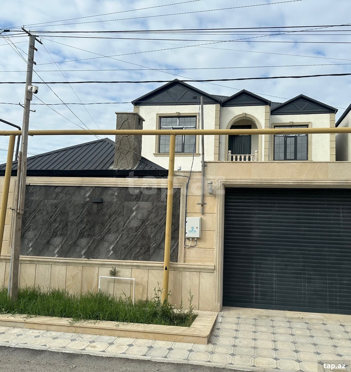 Həyət evi, Savalan qəs.