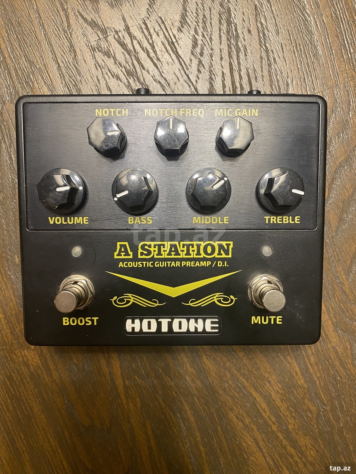 Hotone A Station - Akustik gitara üçün preamp və D.I. pedalı