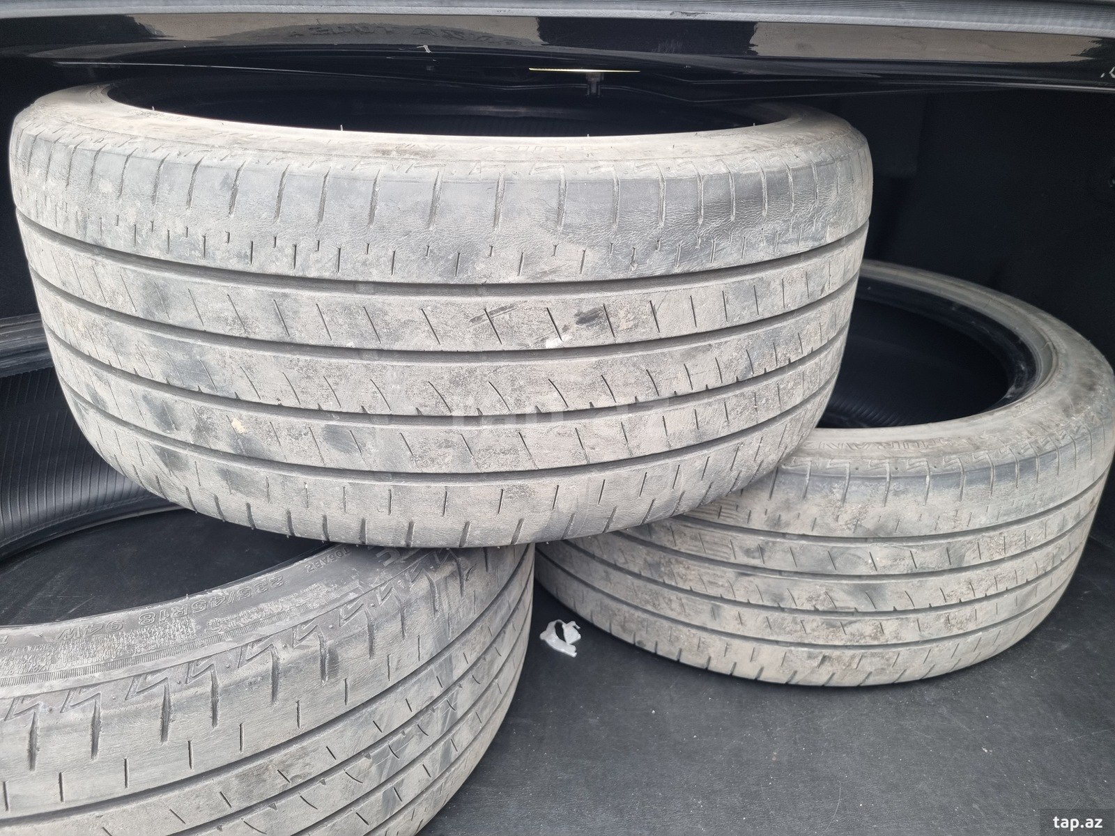 Bridgestone şinləri 235/45 R18