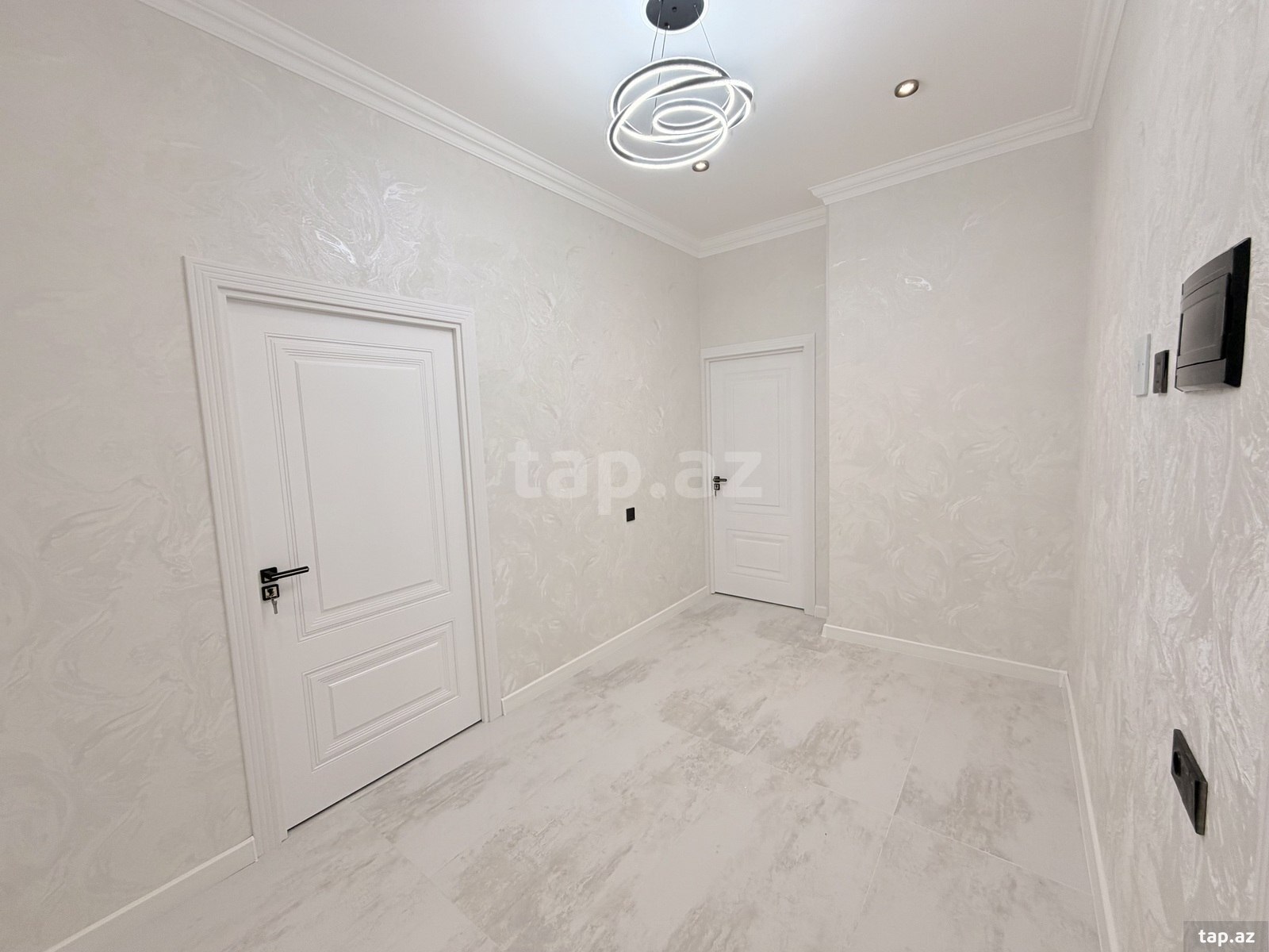 2-otaqlı yeni tikili, Gülüstan qəs., 82 m²
