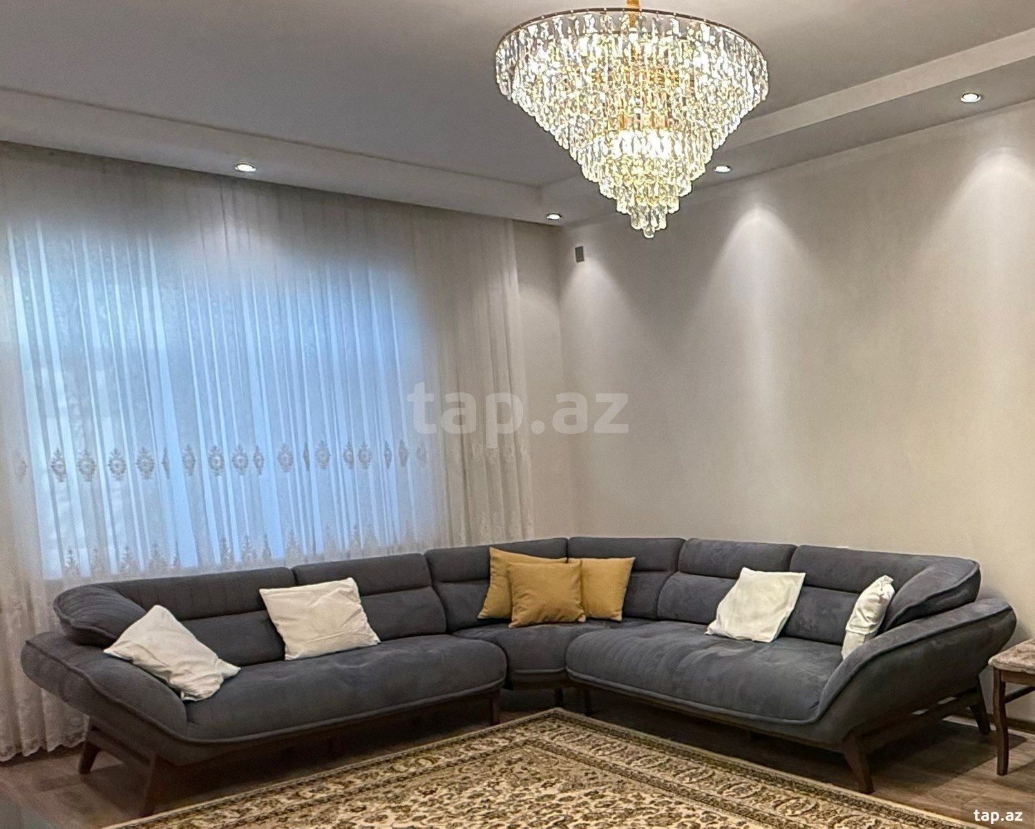 Künc divan