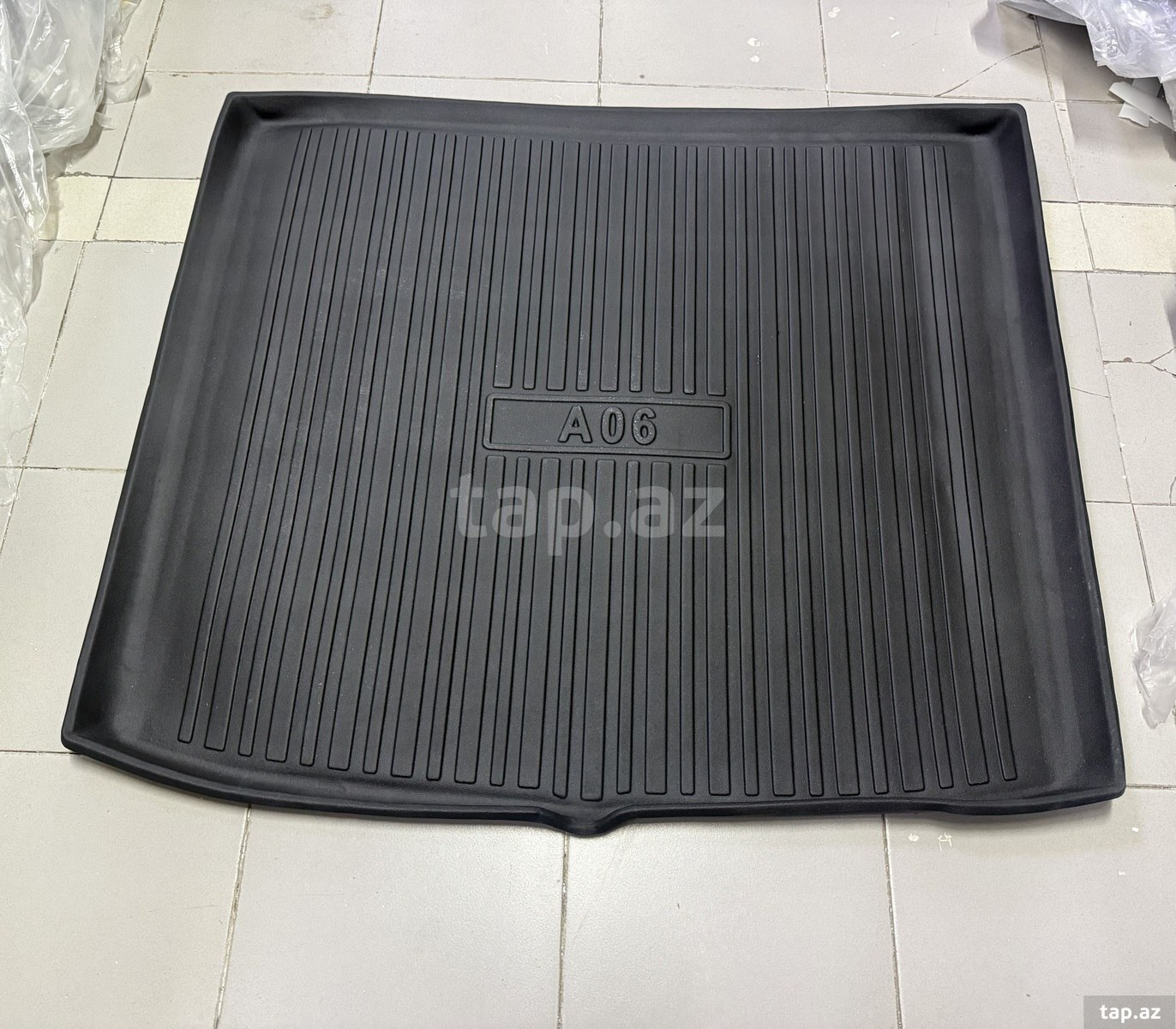 Changan Qiyuan Q06 baqaj rezini
