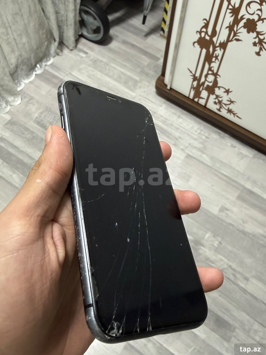 Apple iPhone 11 Black 128GB/4GB