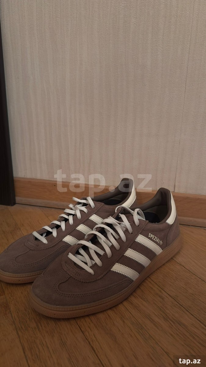 İdman ayaqqabısı Adidas Handball