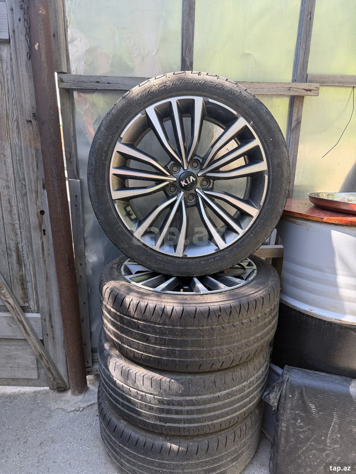 Təkərlər 225/45 R18