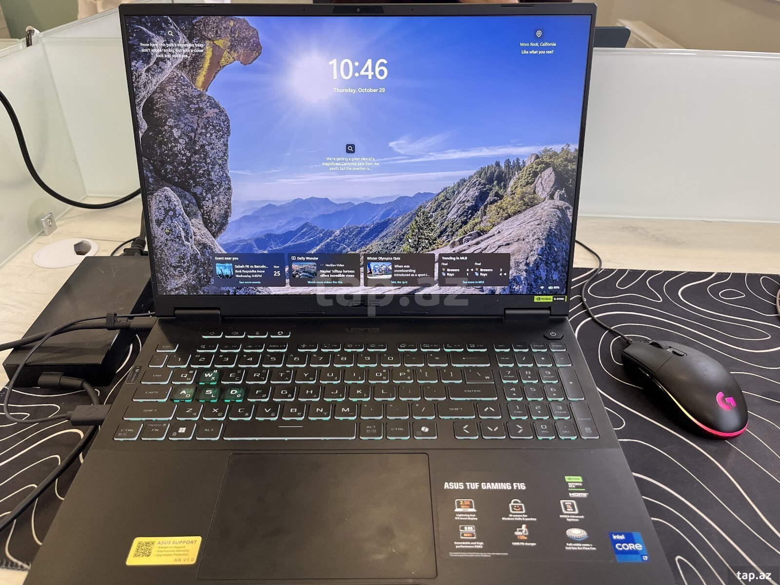 Noutbuk Asus
