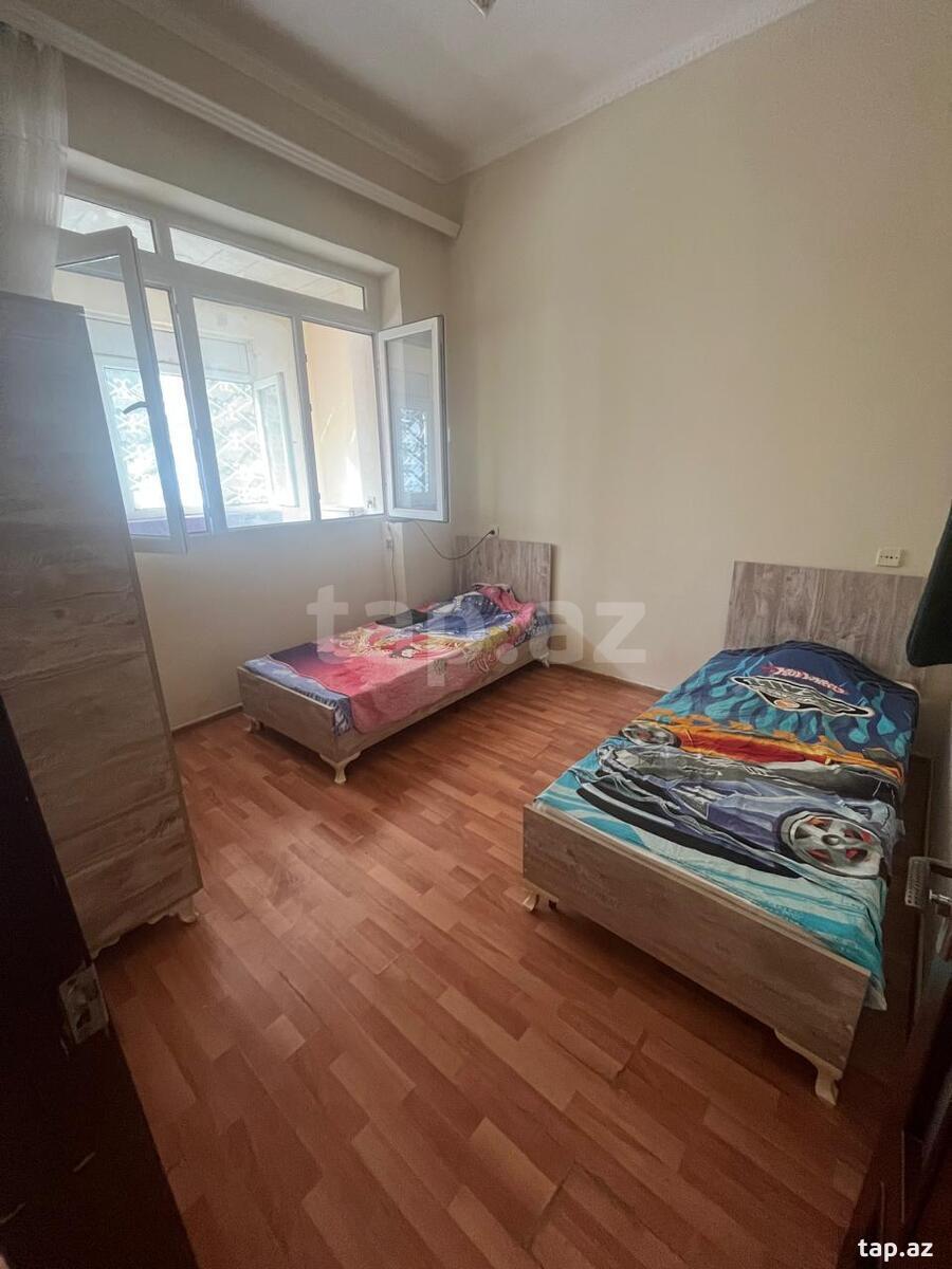 3-otaqlı mənzil kirayə verilir, 4 Mkr., 60 m²