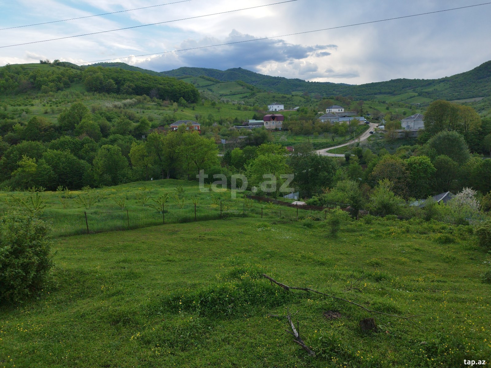 Torpaq satılır, Püstəqasım, Quba