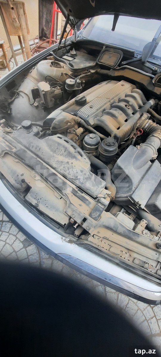 BMW E38 M52 2.8 tək vanus