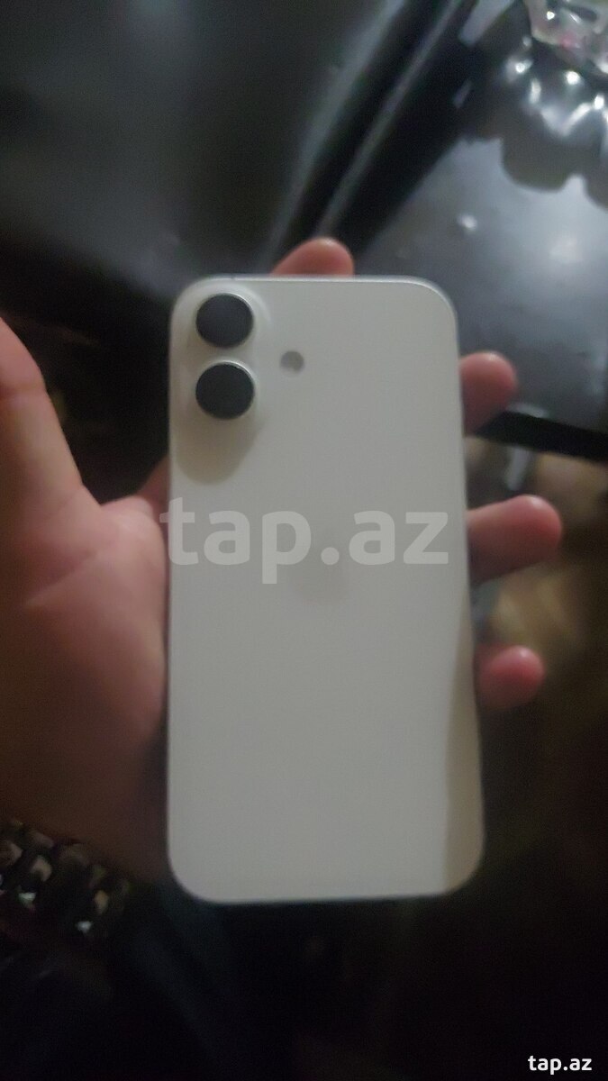 Apple iPhone 16 White 128GB/8GB