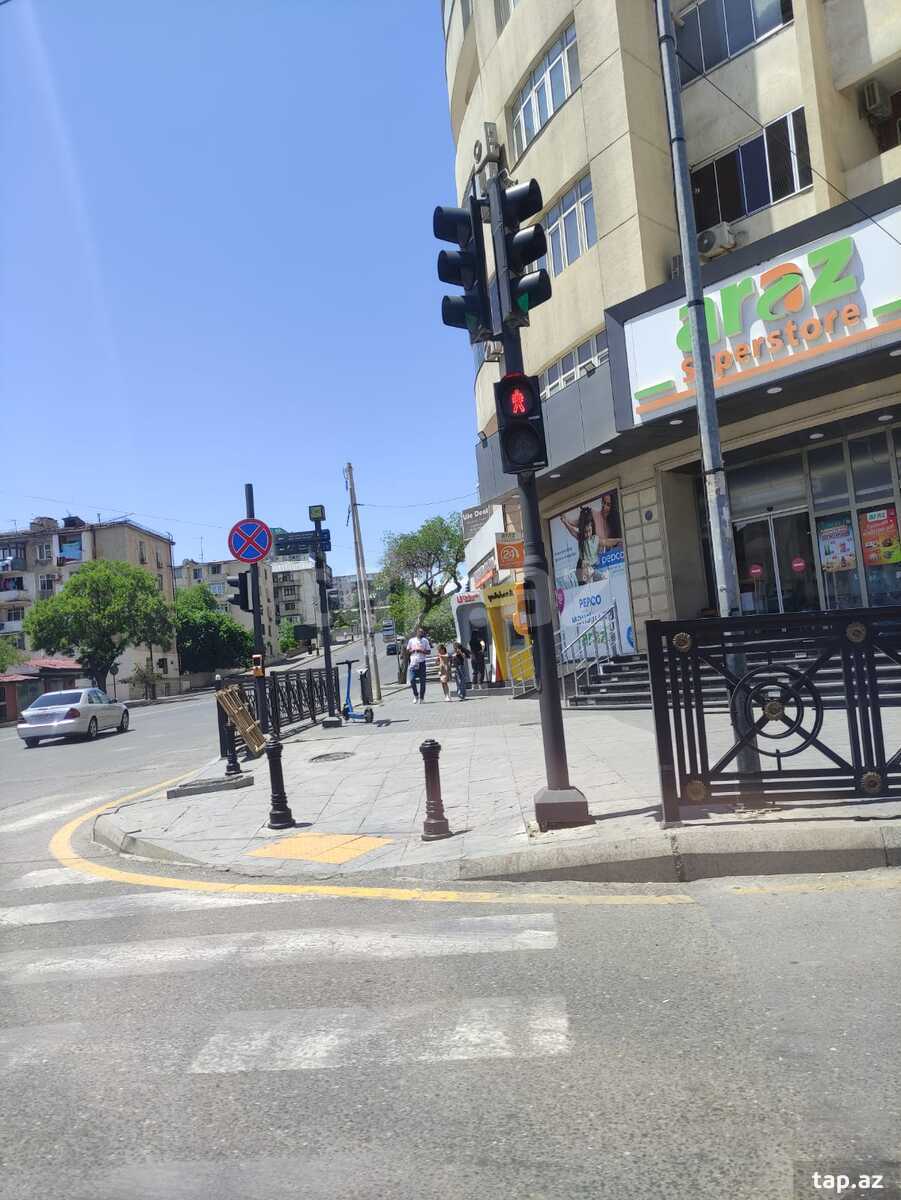 4-otaqlı yeni tikili, Zahid Xəlilov küç., 166 m²