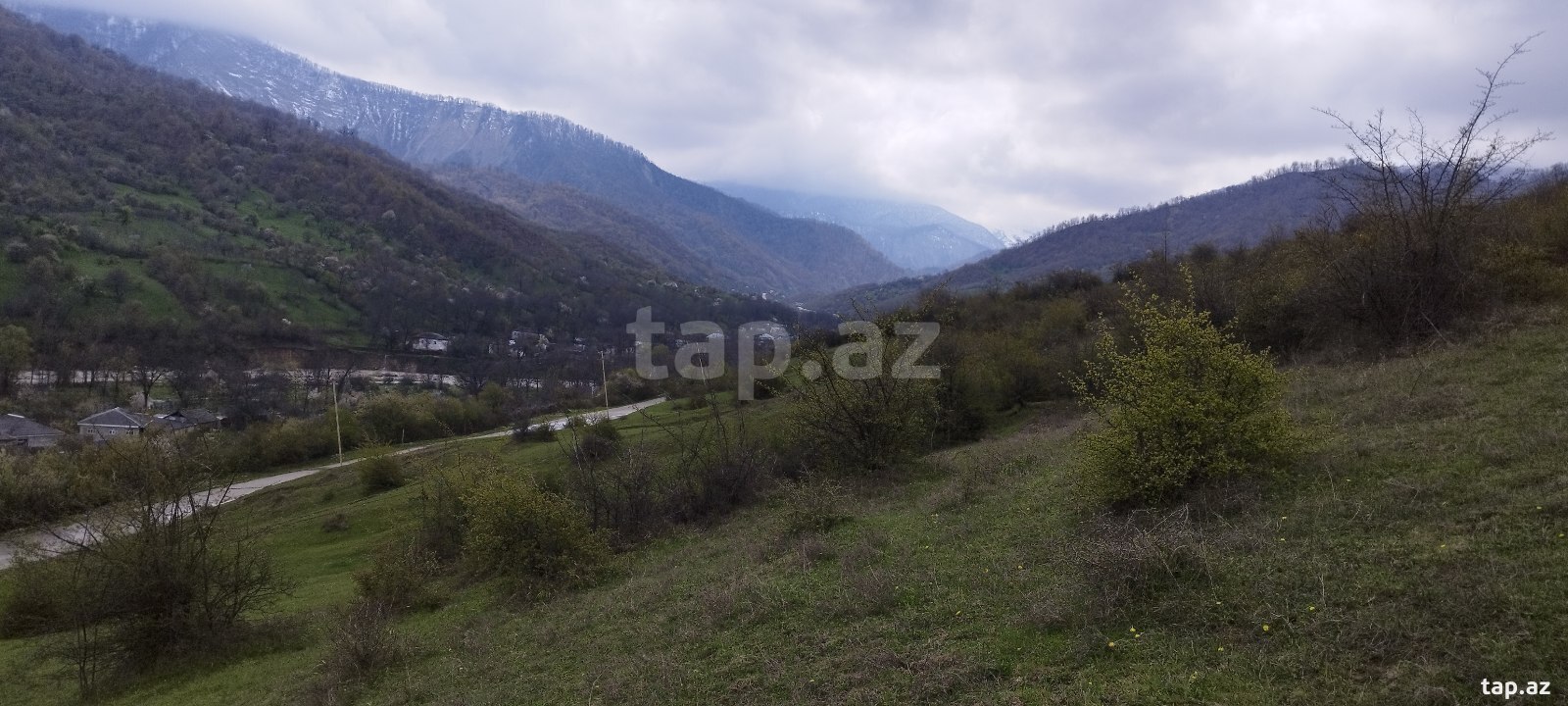 Torpaq satılır, Xanəgah, Quba