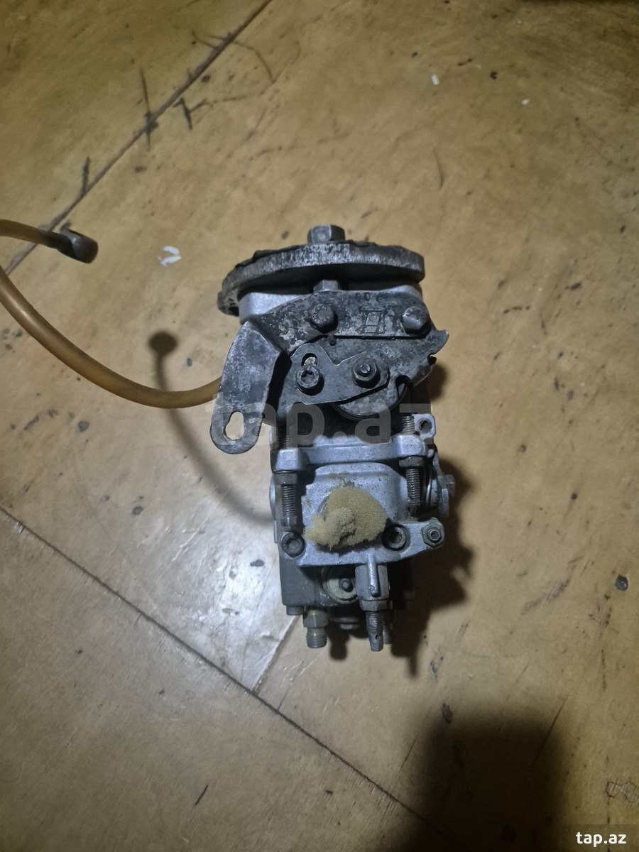 Iveco Otoyol yanacaq nasosu