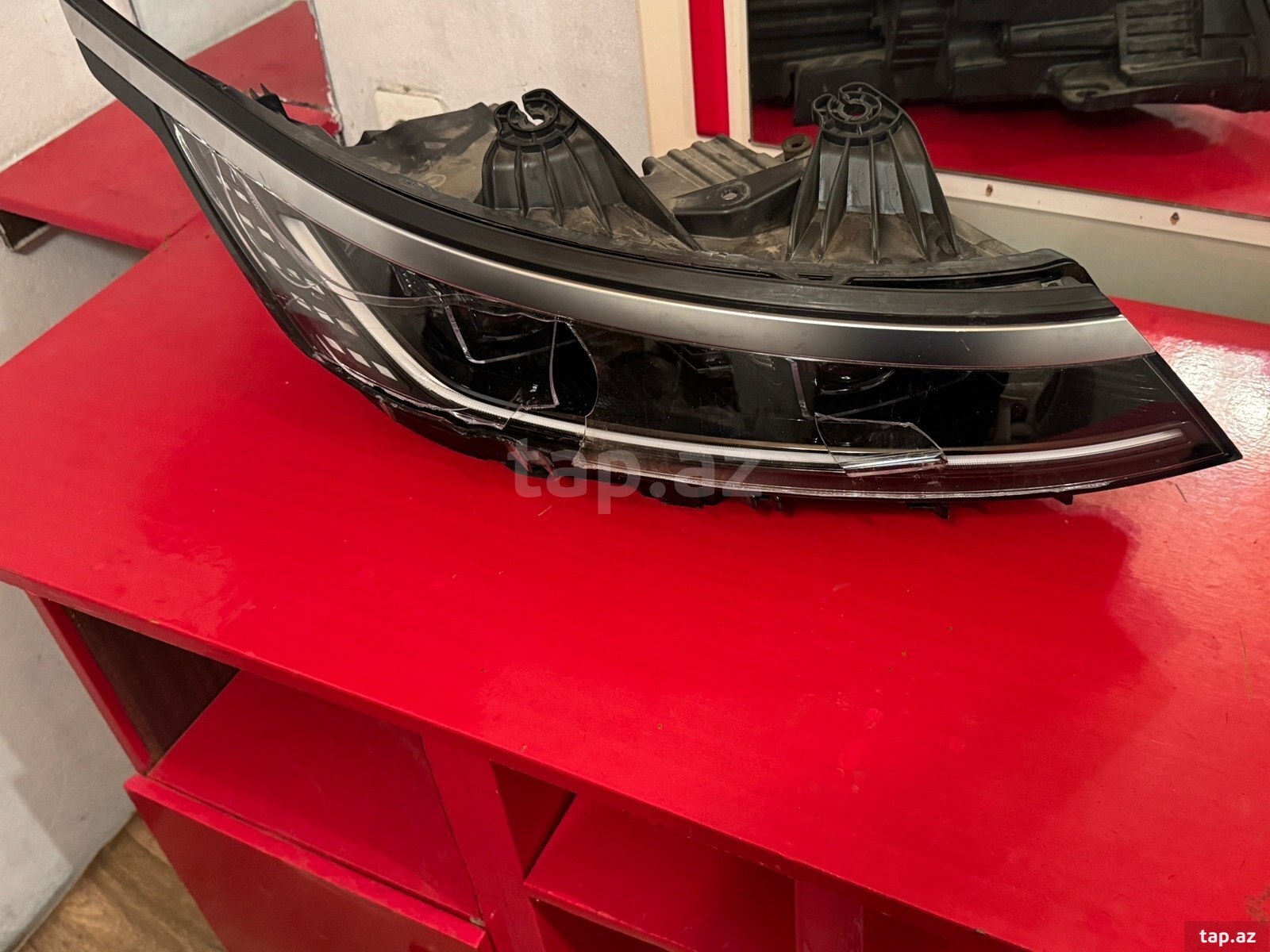 BYD Destroyer sağ farası
