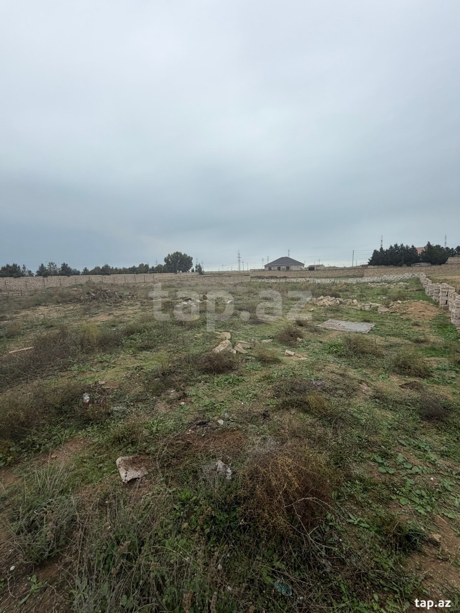 Torpaq satılır, Şüvəlan, Bakı